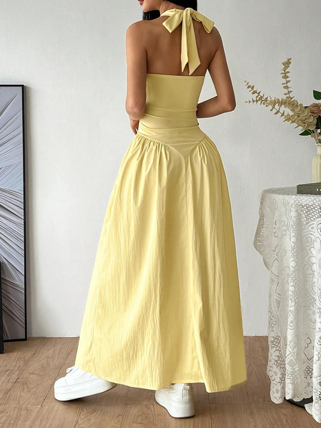Halter-Neck Maxi Dress detail view 04 - Vellaya Lane