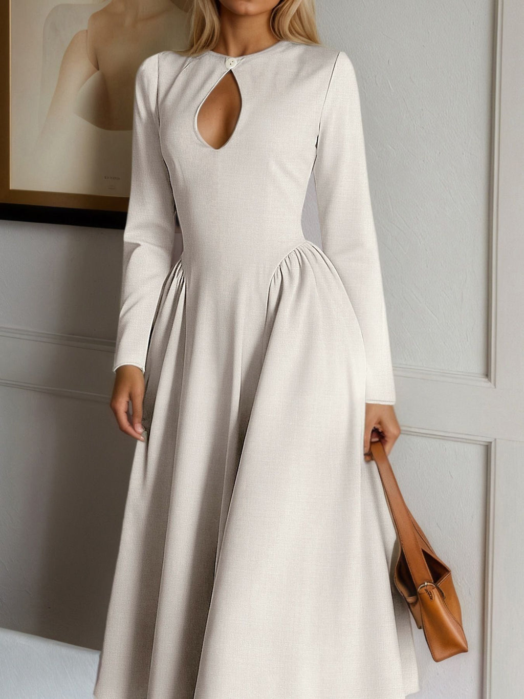 Keyhole Long-Sleeve Midi Dress detail view 04 - Vellaya Lane