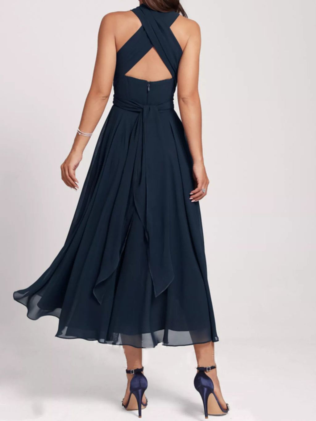 Ruched A-Line Midi Dress detail view 04 - Vellaya Lane