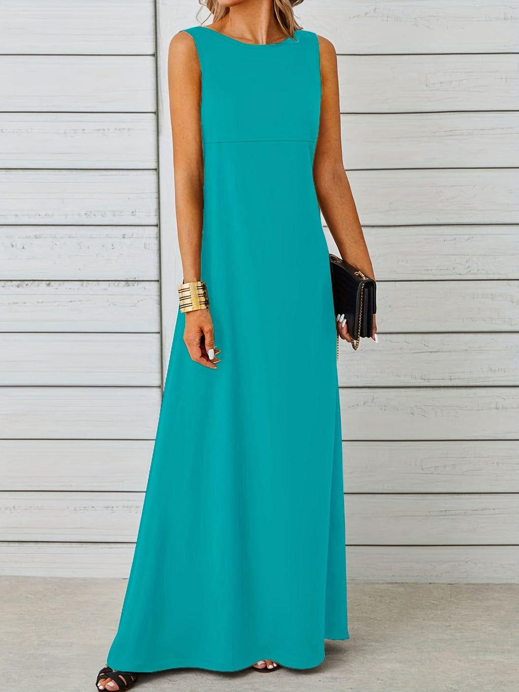 Sleeveless Flowy Maxi Dress detail view 10 - Vellaya Lane