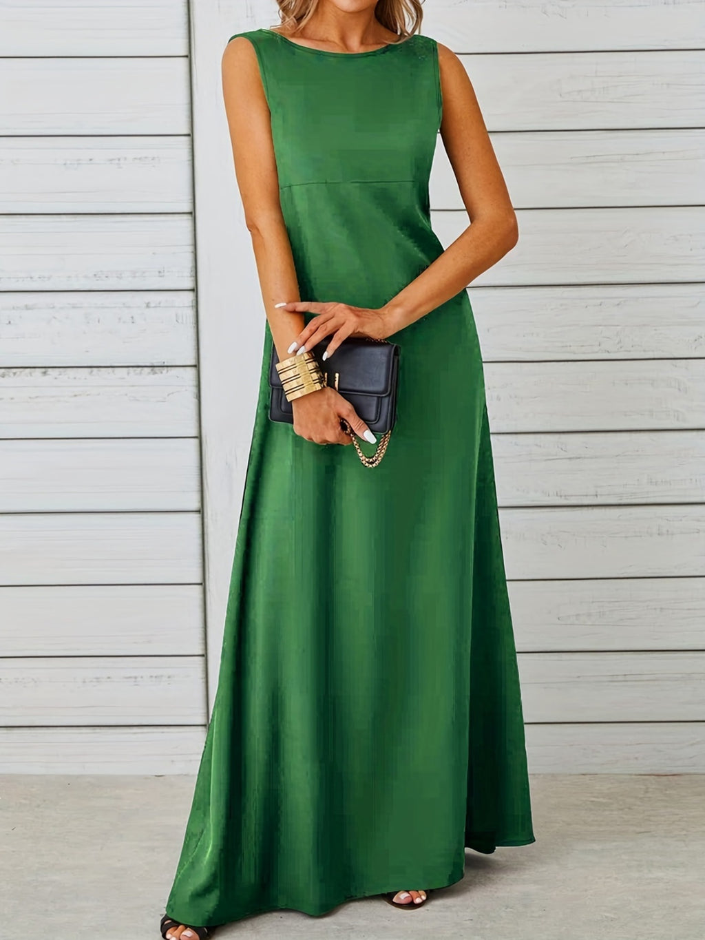 Sleeveless Flowy Maxi Dress detail view 16 - Vellaya Lane