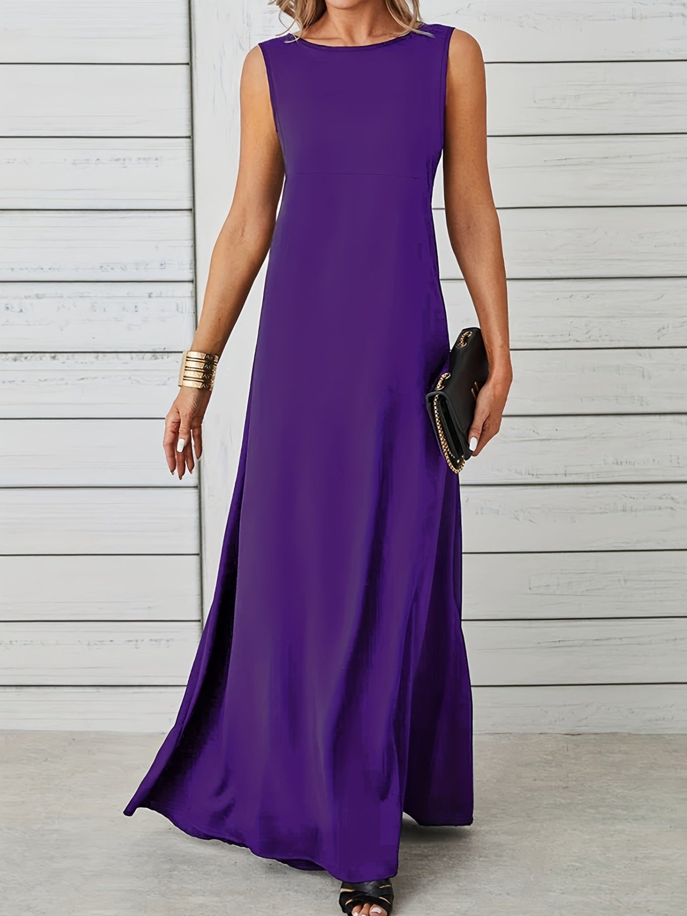 Sleeveless Flowy Maxi Dress detail view 24 - Vellaya Lane