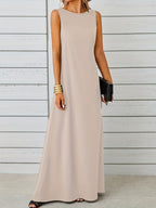Sleeveless Flowy Maxi Dress detail view 30 - Vellaya Lane